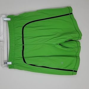 Lululemon men's pace breaker lined shorts neon green medium